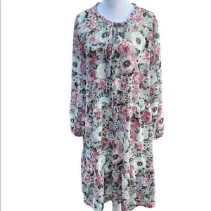 Cal style ladies floral dress‎ size small.